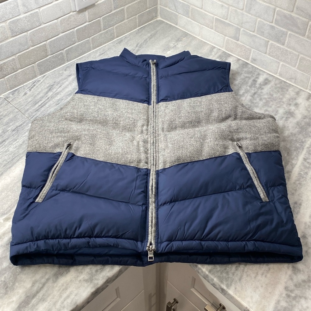 Peter Millar Alpine Vest size XL. NWT